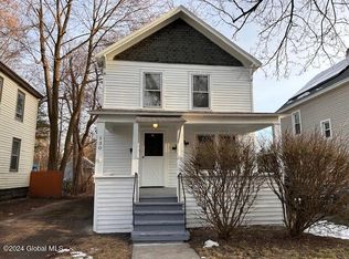 130 Manchester Rd, Schenectady, NY 12304