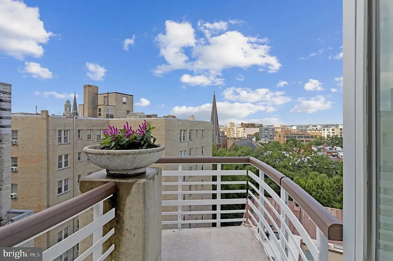 2 bed, 1156 sqft, $5,000 — Photo 2