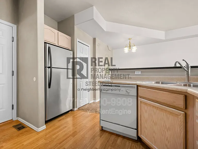 4141 Outlook Blvd #N — Photo 9