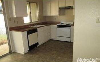 3rd image of 73 E Evelyn Ct