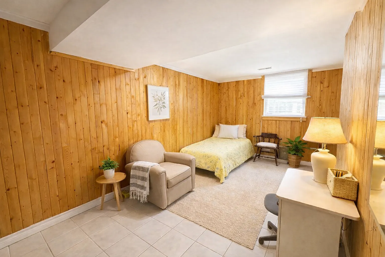 4 bed, $899 — Photo 4
