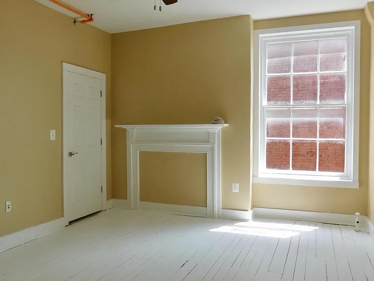 111 E Church St #E — Photo 17