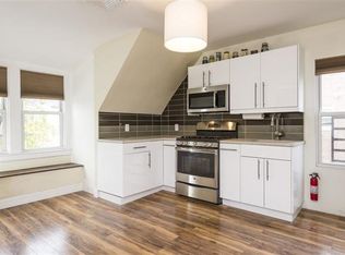 52 47th St #3, Weehawken, NJ 07086