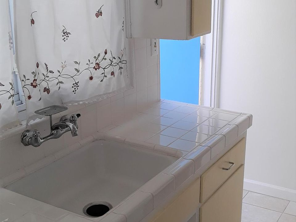 1st image of 815 San Fernando Pl