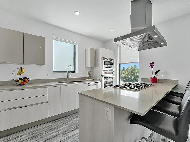 340 Balboa St — Photo 48