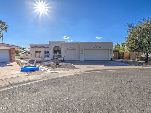 3rd image of 21401 E CREOSOTE Lane