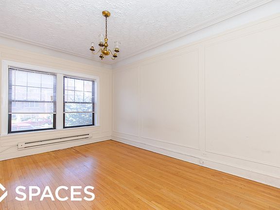 3rd image of 1025 Dempster St #1033W1