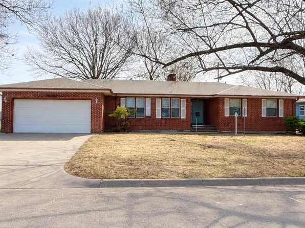 1609 N Campbell St, Abilene, KS 67410