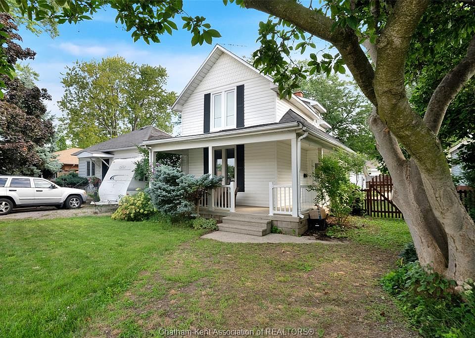 1st image of 273 Saint Clair St