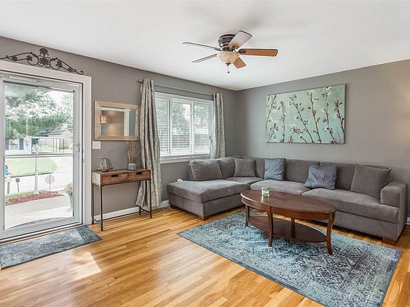 2nd image of 69 Miriam Dr