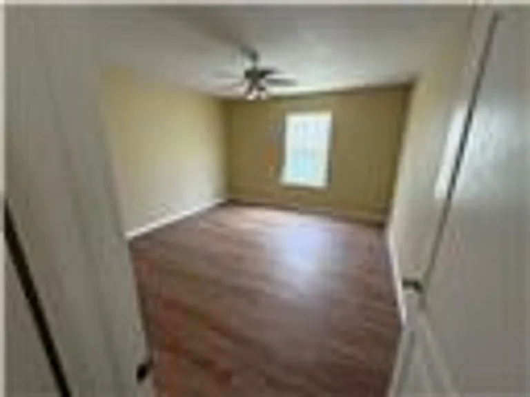 933 Whispering Cypress Ln — Photo 8