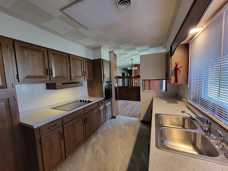 477 Civitan St — Photo 14