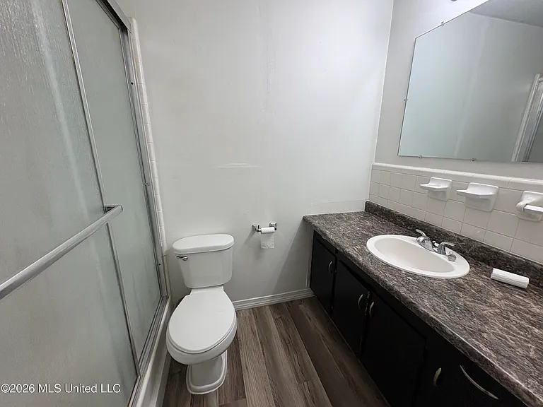 104 Olympic Cir — Photo 11