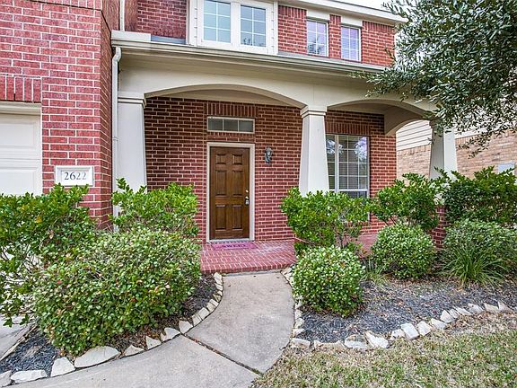 3rd image of 2622 Emerald Springs Ct