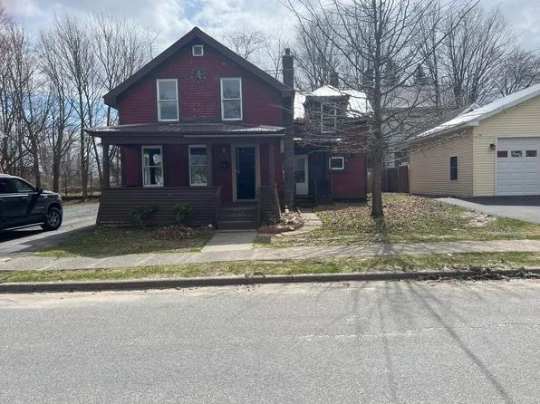 7 Shepard St, Malone, NY 12953
