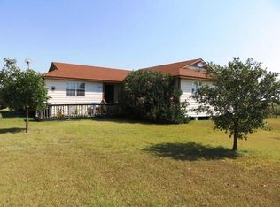 215 County Road 489, Elgin, TX 78621