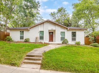 2909 Clover Valley Dr, Garland, TX 75043