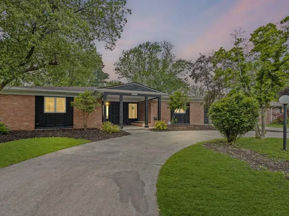 18908 Louise Dr, Lansing, IL 60438