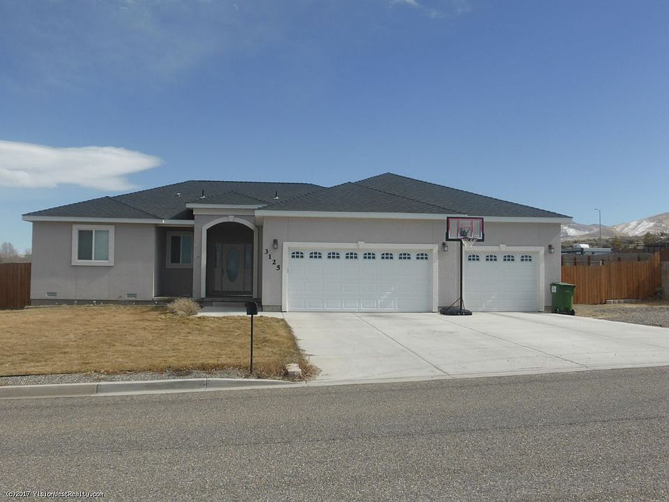 1st image of 3125 Paiute St