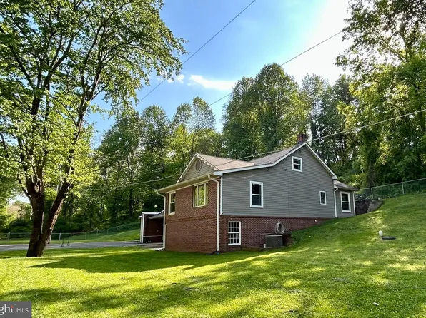 9401 Baltimore Rd, Frederick, MD 21704