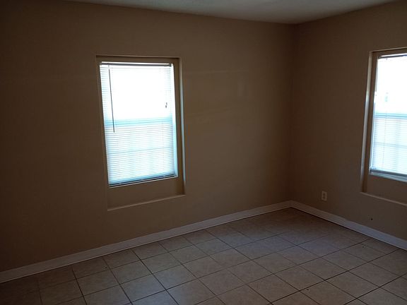 3rd image of 2120 Jemison Ave