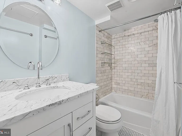 1830 17th St NW #103 — Photo 23
