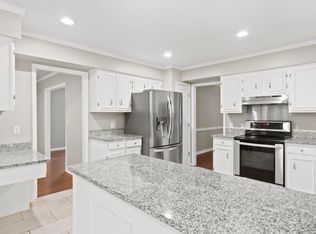 1219 King Arthur Rd, Chattanooga, TN 37421