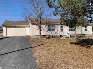 1933 N Lincoln Rd, Ludington, MI 49431