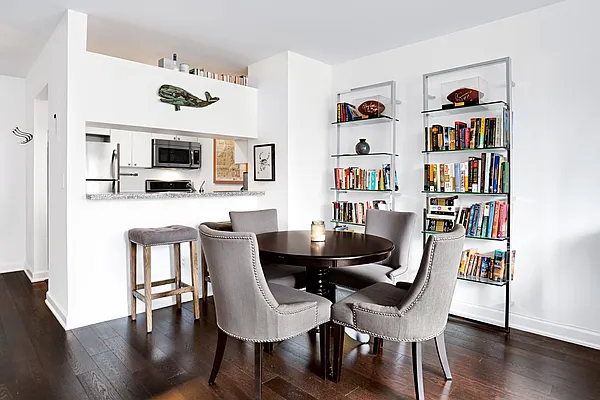 Rented by Cooper & Cooper Real Estate | media 9