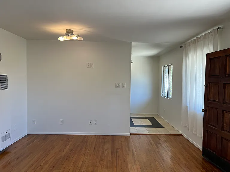 321 Wisconsin Ave #B — Photo 4