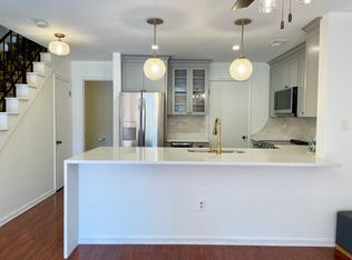 2111 N Monroe St APT A, Arlington, VA 22207
