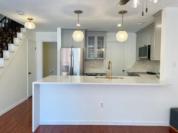 2111 N Monroe St APT A