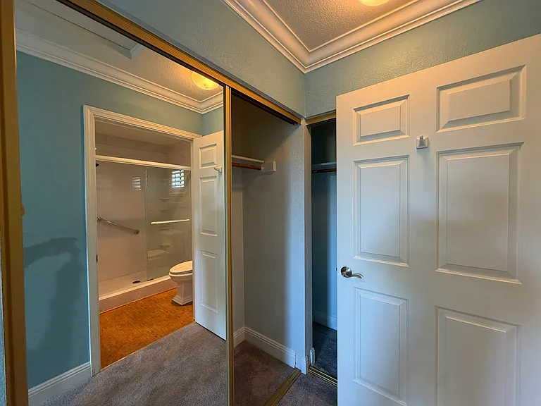 576 W Parr Ave #24 — Photo 11