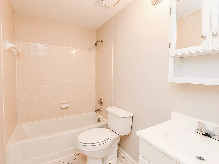 3204 Old House Cir — Photo 16