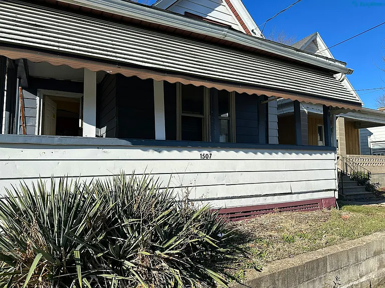 1507 S Livingston St — Photo 8