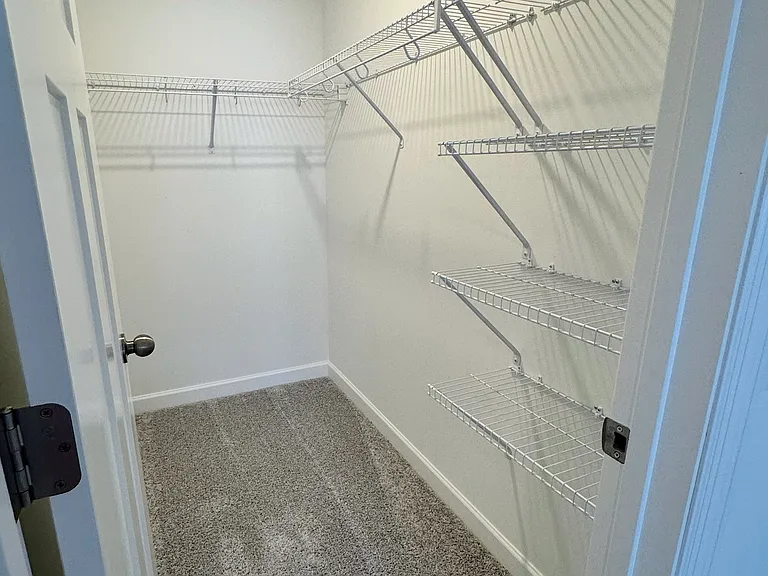 5209 Long Pointe Pass — Photo 16