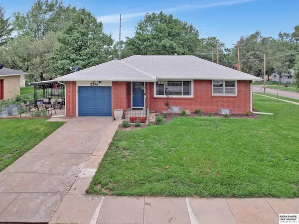 2241 N 57th St, Lincoln, NE 68505