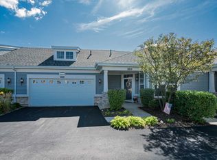 2615 Camberley Cir, Naperville, IL 60564