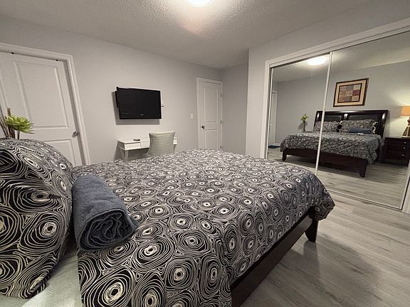 Mirror + Closet + TV Included