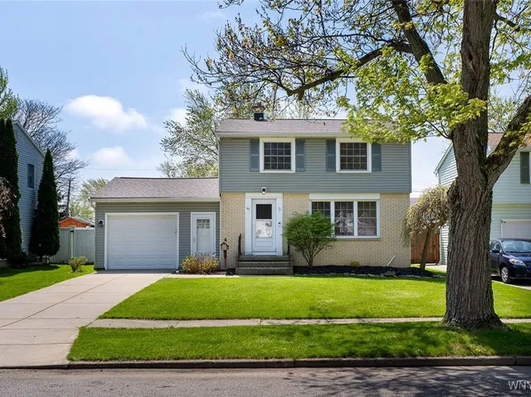 45 Marlee Dr, Tonawanda, NY 14150