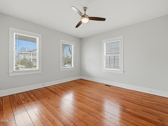 5th image of 113 N 7th St Unit A