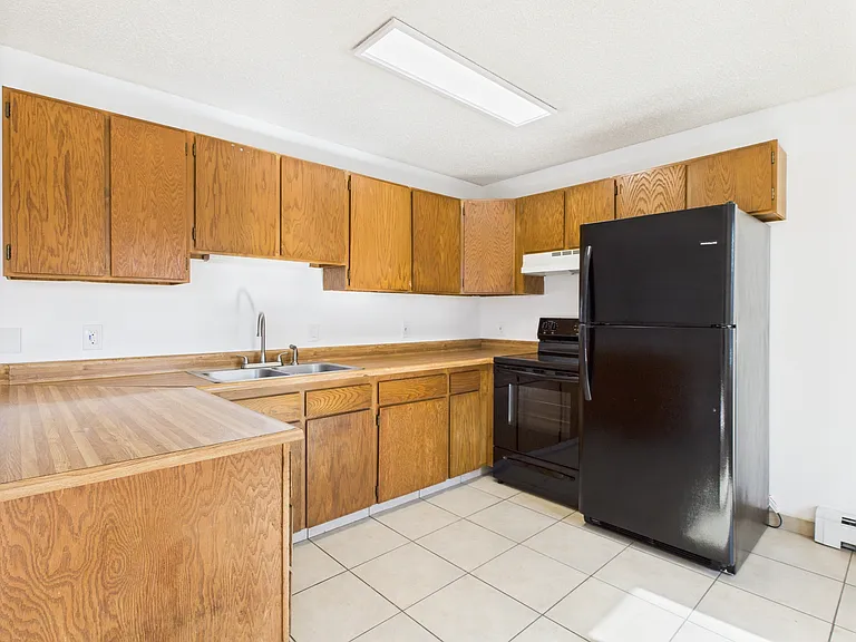 614 Ouida Way #2 — Photo 3