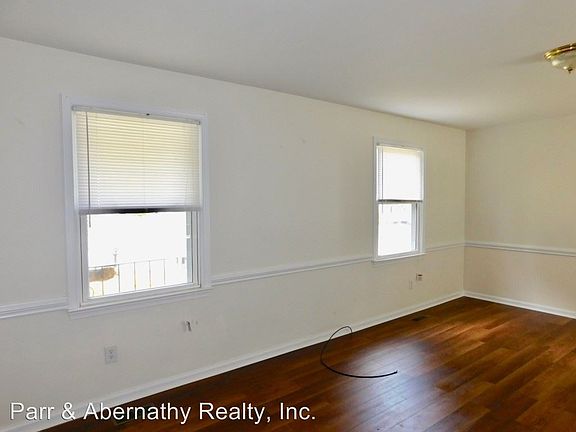 3rd image of 5101 Cheshire Dr