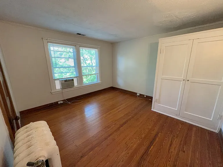 2581 Madison Rd #3 — Photo 7