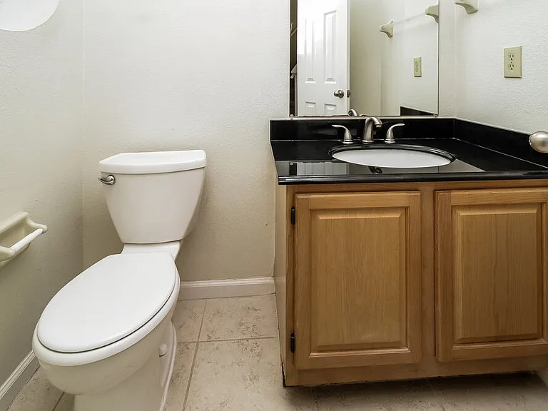 1412 Oberlin Ter — Photo 16
