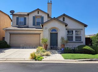 732 W Lisbon Ln, Clovis, CA