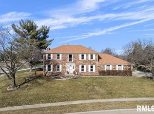 4540 Trails End Rd, Bettendorf, IA 52722