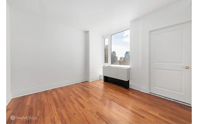 Sold by Douglas Elliman | media 18