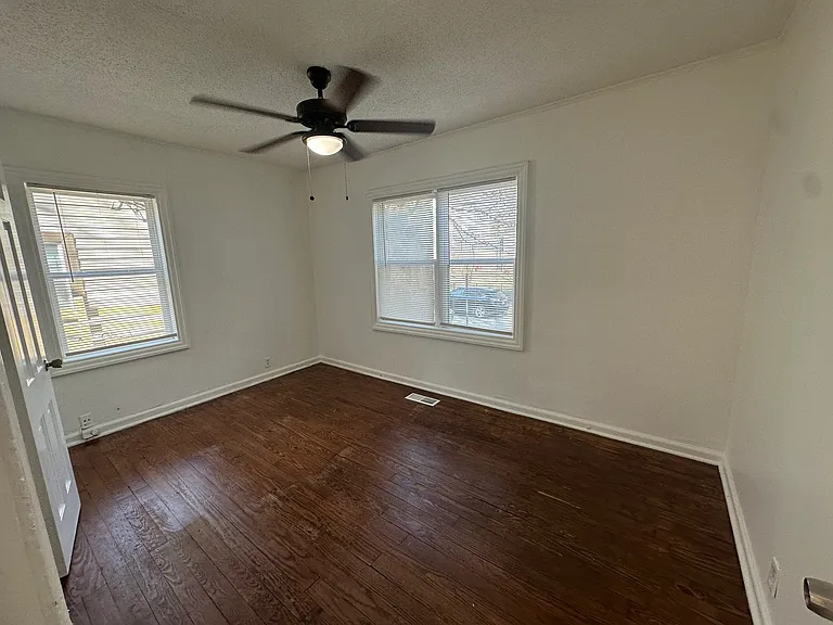 1272 Lyle Pl NW — Photo 6
