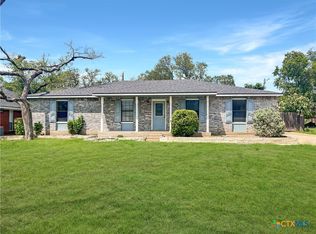 2 Commodore Dr, Belton, TX 76513